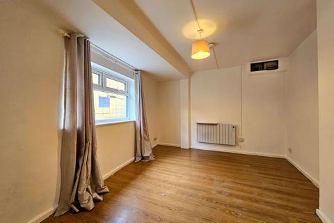undefined, Eastgate Street, Gloucester, GL1