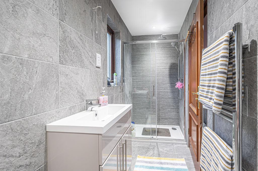 En Suite Shower Room