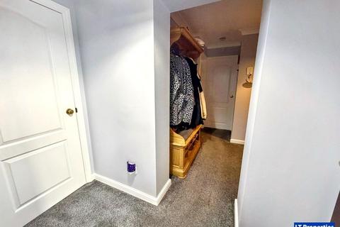 4 bedroom detached house for sale, Luton LU2