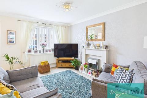 3 bedroom end of terrace house for sale, Greenhaven Close, Manchester M28