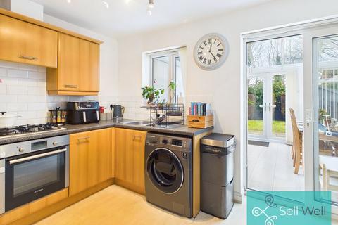 3 bedroom end of terrace house for sale, Greenhaven Close, Manchester M28