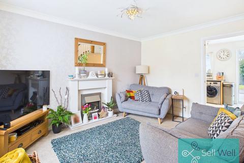 3 bedroom end of terrace house for sale, Greenhaven Close, Manchester M28