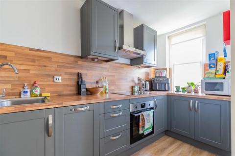 1 bedroom apartment to rent, Cathedral Road, Cardiff CF11