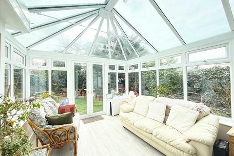3 bedroom detached house for sale, Leigh on Sea SS9