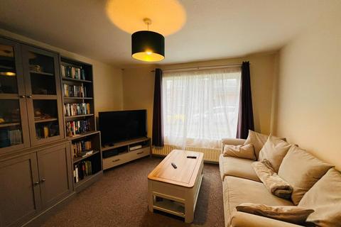 3 bedroom terraced house to rent, Croxden Way, EASTBOURNE
