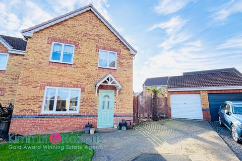 4 bedroom detached house for sale, St. Helens Drive, Seaham, Durham, SR7