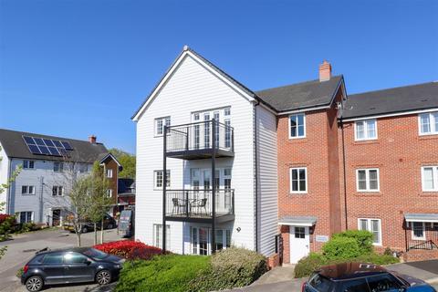undefined, Newton Drive, Fleet GU52