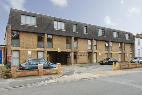 1 bedroom flat for sale, 50 Western Road, Romford, RM1