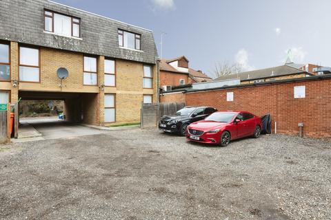 1 bedroom flat for sale, 50 Western Road, Romford, RM1