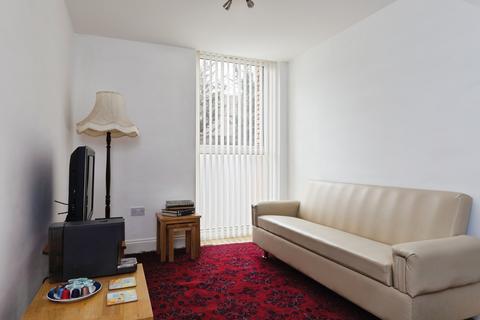 1 bedroom flat for sale, 50 Western Road, Romford, RM1