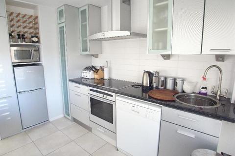 undefined, Elmhurst Close, Leeds, West Yorkshire, UK, LS17