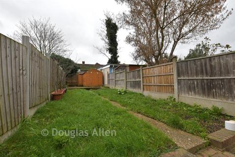 undefined, Oval Road North, Dagenham RM10