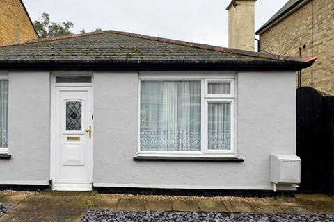 2 bedroom detached bungalow for sale, Leslie Avenue, Margate CT9