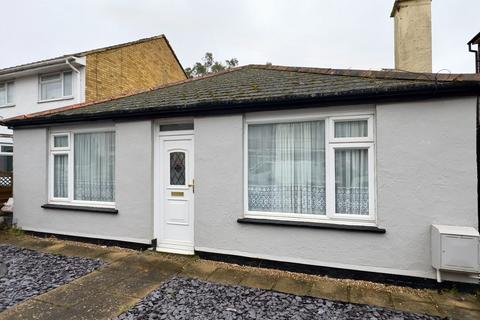 2 bedroom detached bungalow for sale, Leslie Avenue, Margate CT9