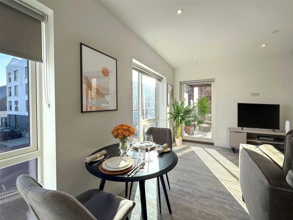 Kitchen/Living Area