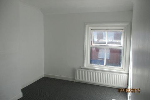 3 bedroom terraced house to rent, Milburn Road, Ashington, NE63 0PL