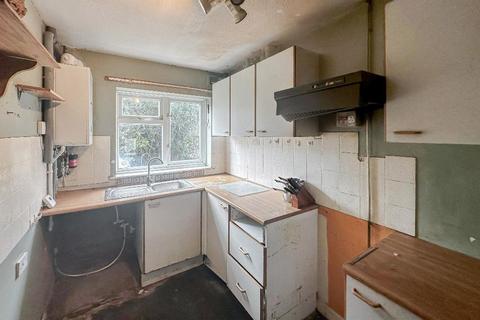 3 bedroom end of terrace house for sale, Limpsfield Road, South Croydon, CR2 9DE
