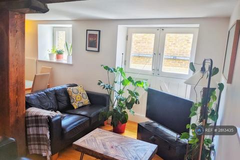 2 bedroom flat to rent, East India Court, London, SE16