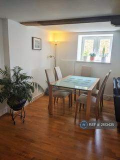2 bedroom flat to rent, East India Court, London, SE16