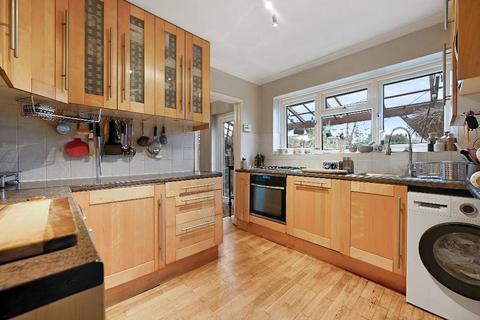 3 bedroom house for sale, London NW2