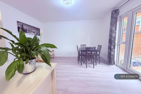undefined, Muirfield Close, Reading, RG1