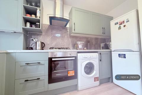 undefined, Muirfield Close, Reading, RG1