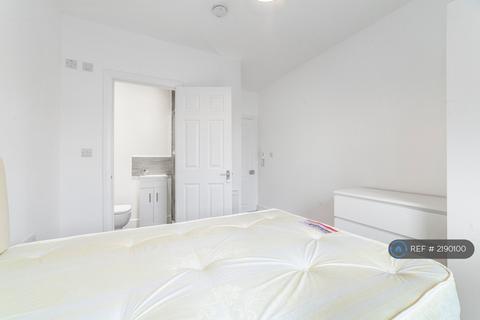 undefined, Bexhill Road, London, SE4