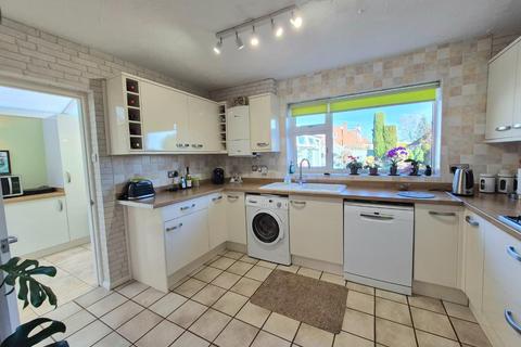2 bedroom semi-detached bungalow for sale, Spring Gardens, Earls Barton, Northamptonshire NN6
