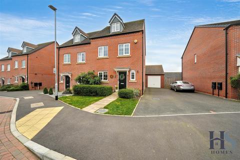 undefined, Spiers Crescent, Evesham