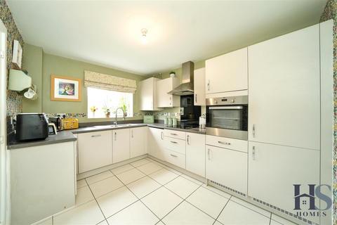 undefined, Spiers Crescent, Evesham