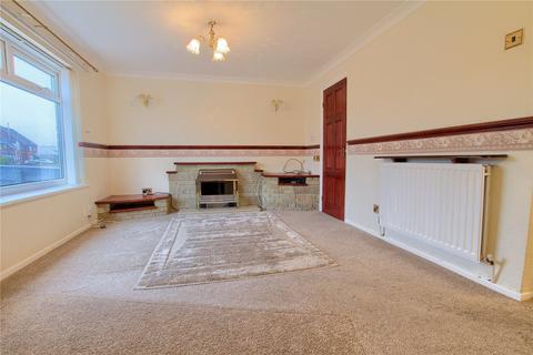 4 bedroom terraced house to rent, Midfield View, Elm Tree