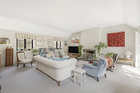 4 bedroom link detached house for sale, Stopham Road, Pulborough, West Sussex, RH20