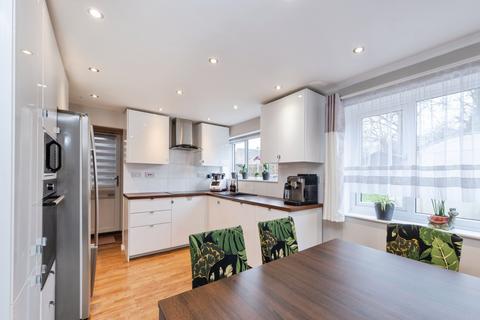 3 bedroom semi-detached house for sale, Kenilworth Drive, Bletchley, Milton Keynes, MK3