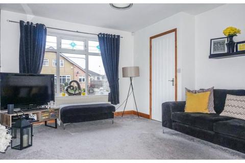 undefined, Carlinghow Lane, Batley, WF17