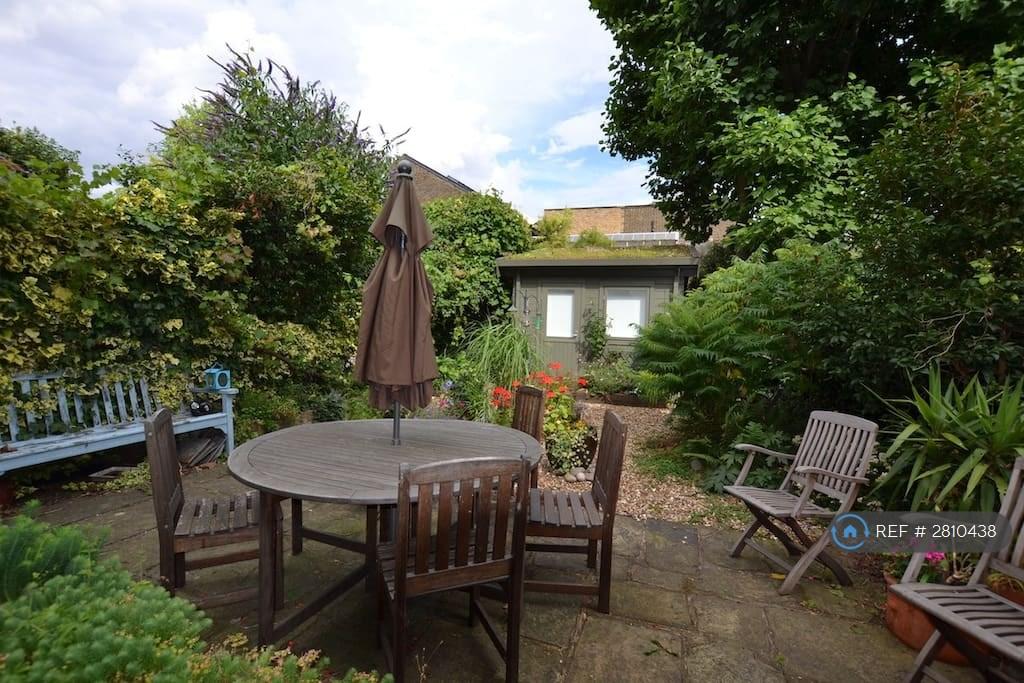Garden 2