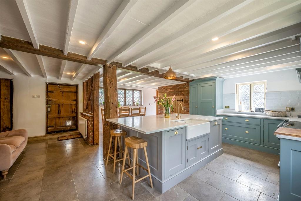 Kitchen/Breakfast Rm