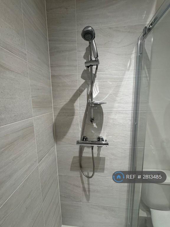 Ensuite Shower