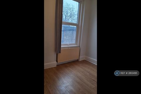1 bedroom flat to rent, Holloway Road, London, N19