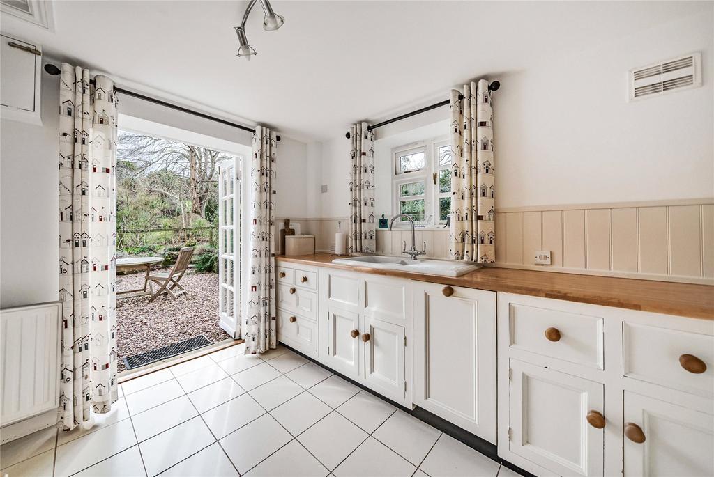 Cottage Kitchen