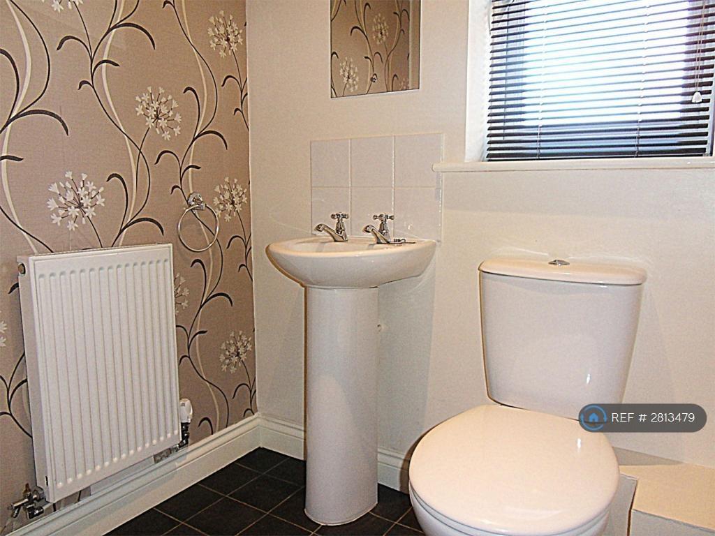 Cloakroom/Wc