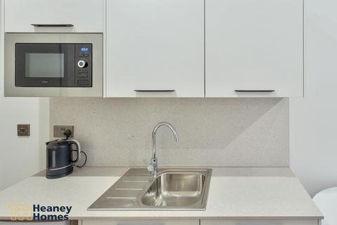 undefined, Room 13