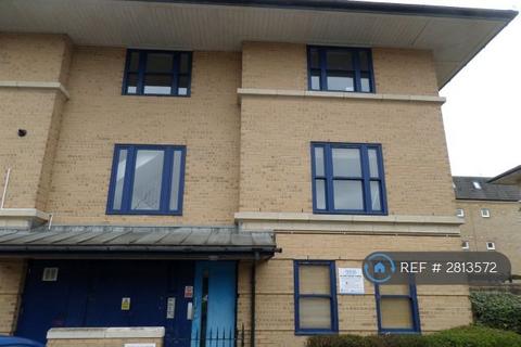 2 bedroom flat to rent, North Row, Milton Keynes, MK9