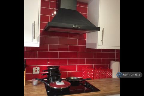 2 bedroom flat to rent, North Row, Milton Keynes, MK9