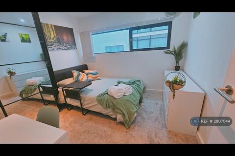 2 bedroom flat to rent, Jordan Street, Manchester, M15