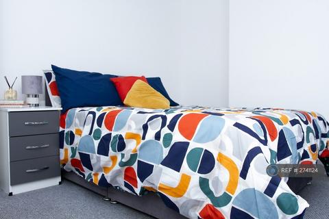 undefined, Dover St, Reading, RG1