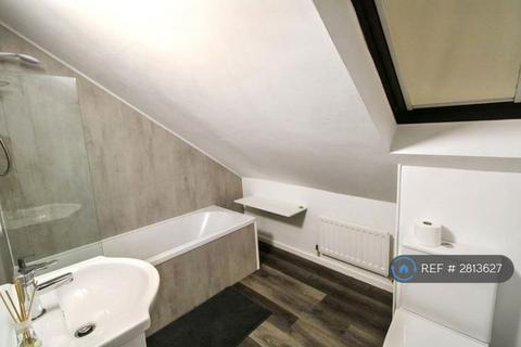 1 bedroom in a house share to rent, Warton Terrace, Newcastle Upon Tyne, NE6