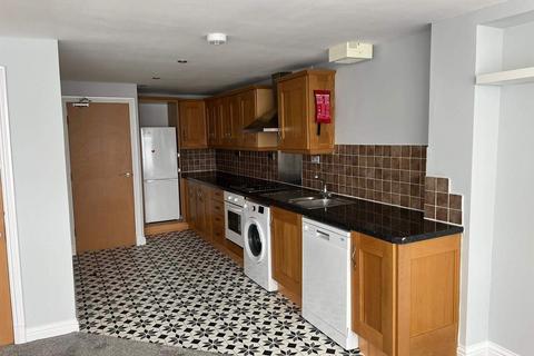 2 bedroom flat to rent, Manchester M4