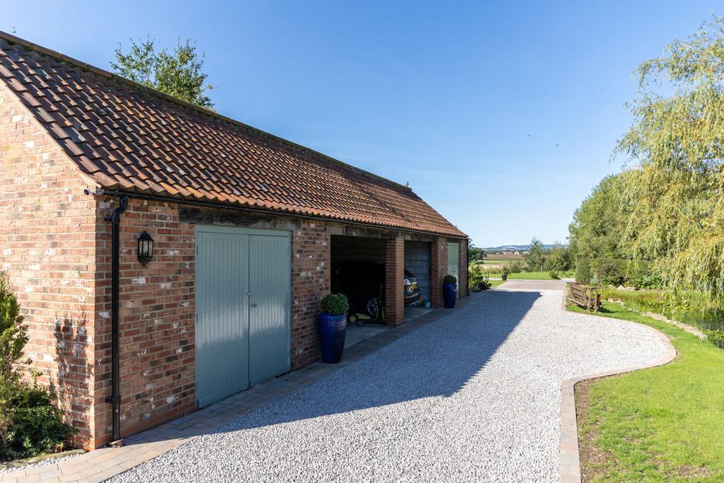 Garaging
