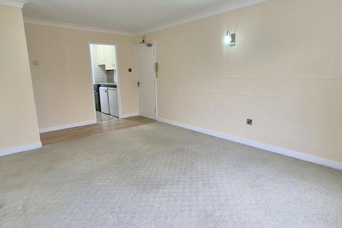2 bedroom flat for sale, Flat, Delverne Court, 11a Granville Road
