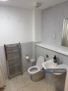 undefined, Quaker St, London, E1